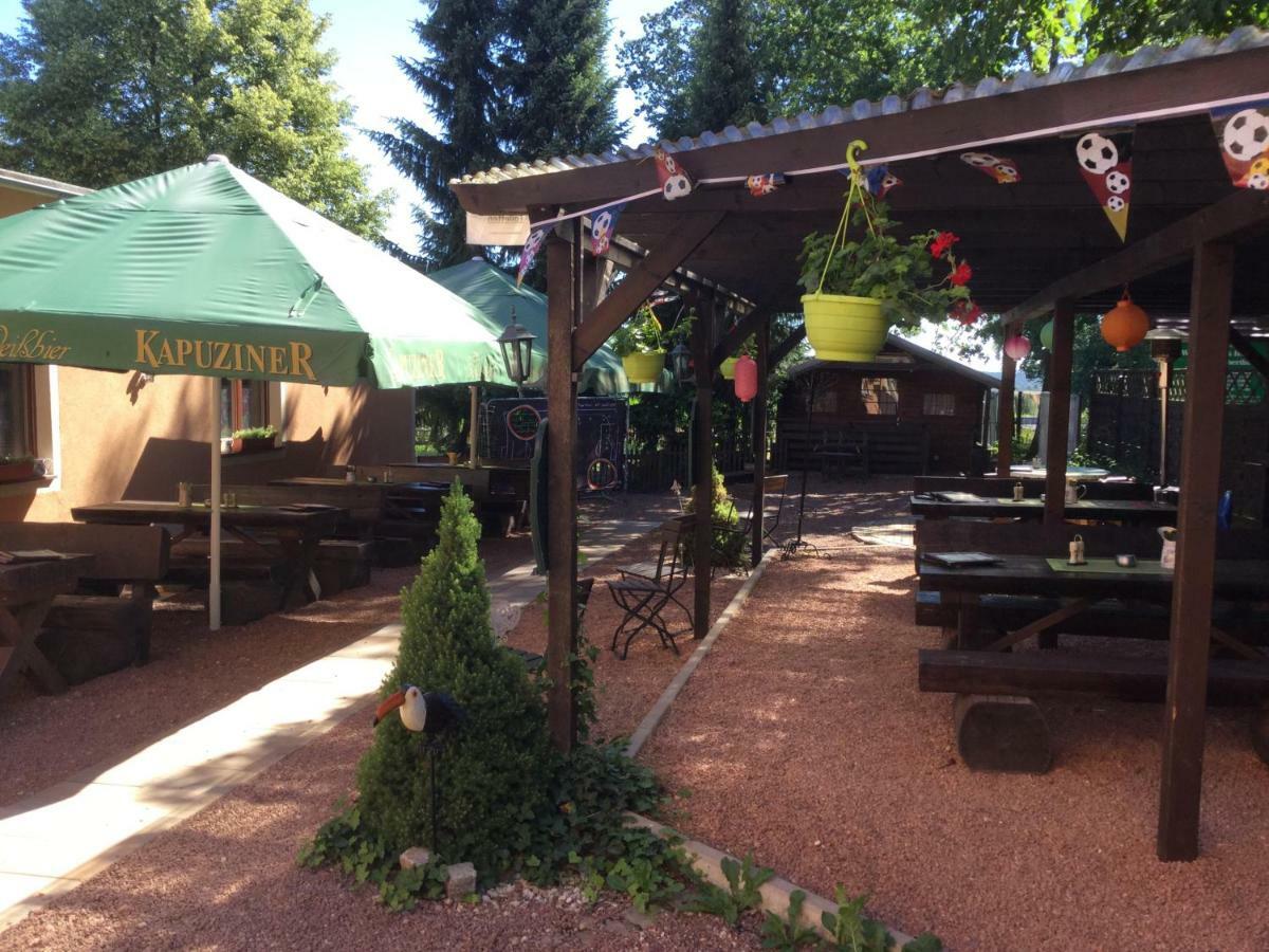 Waldgasthof & Hotel Alberthoehe Лихтенщайн Екстериор снимка